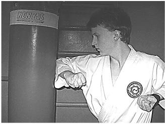 Иллюстрация к книге — Энциклопедия каратэ. История и философия, теория и практика, педагогические принципы и методики обучения [_42_fmt.jpg]