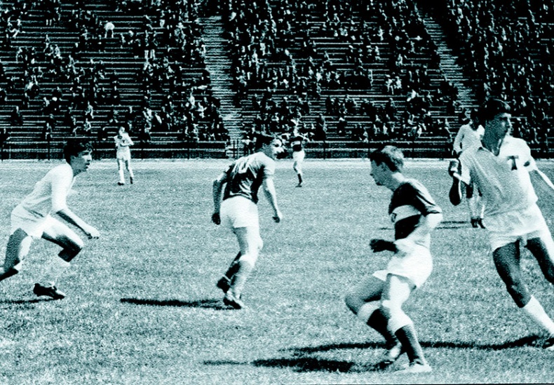 Иллюстрация к книге — Люди в черном. Непридуманные истории о судействе начистоту [i_004.jpg]