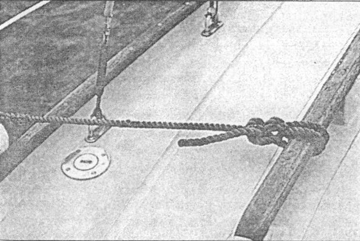 Иллюстрация к книге — Морские узлы в обиходе [pic_18.jpg]