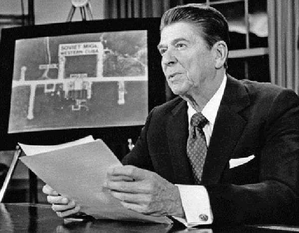 Иллюстрация к книге — "Мертвая рука". Неизвестная история холодной войны и ее опасное наследие [pic_12.jpg]