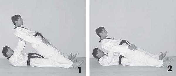 Иллюстрация к книге — Выживают сильнейшие. Физическая подготовка в практике боевых искусств и единоборств [i_022.jpg]