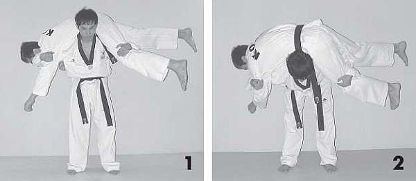 Иллюстрация к книге — Выживают сильнейшие. Физическая подготовка в практике боевых искусств и единоборств [i_041.jpg]