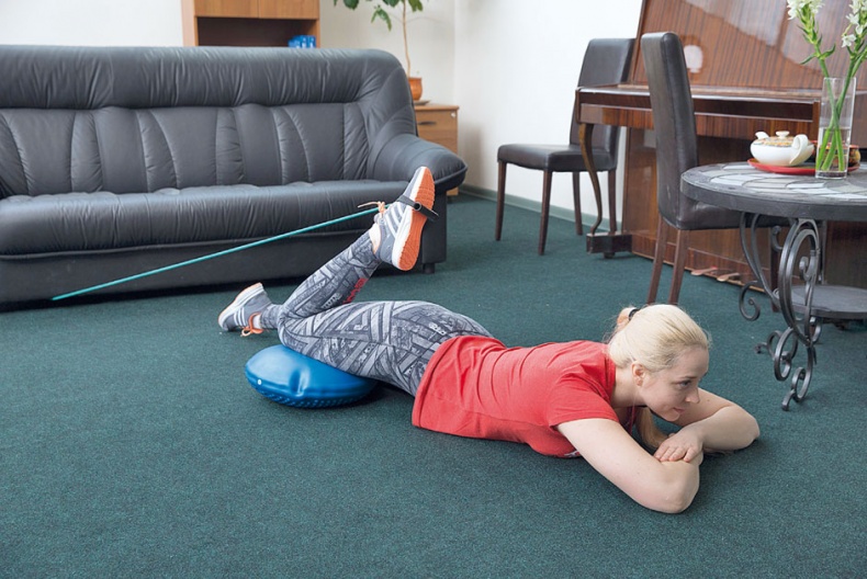 Иллюстрация к книге — Домашние уроки здоровья. Гимнастика без тренажеров [i_022.jpg]