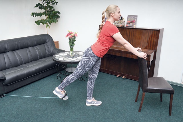 Иллюстрация к книге — Домашние уроки здоровья. Гимнастика без тренажеров [i_030.jpg]