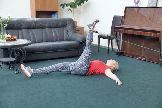 Иллюстрация к книге — Домашние уроки здоровья. Гимнастика без тренажеров [i_061.jpg]