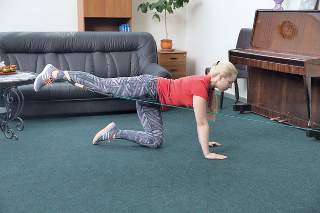 Иллюстрация к книге — Домашние уроки здоровья. Гимнастика без тренажеров [i_066.jpg]