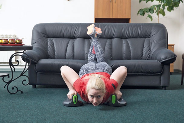 Иллюстрация к книге — Домашние уроки здоровья. Гимнастика без тренажеров [i_161.jpg]