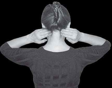 Иллюстрация к книге — Йога для офисных работников. Целебные комплексы от "сидячих болезней" [i_065.jpg]