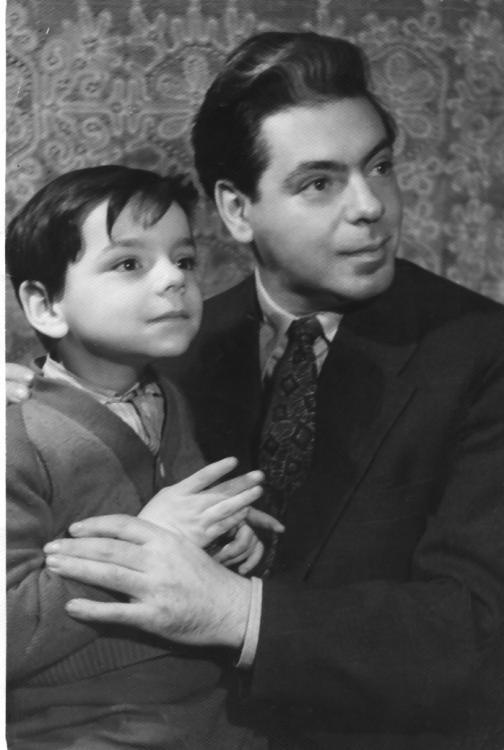 Иллюстрация к книге — Я везучий. Вспоминаю, улыбаюсь, немного грущу [i_011.jpg]