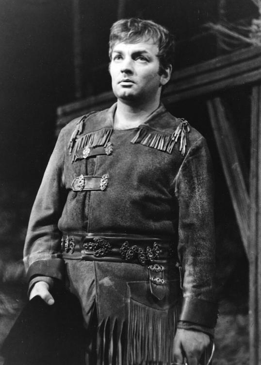 Иллюстрация к книге — Я везучий. Вспоминаю, улыбаюсь, немного грущу [i_019.jpg]