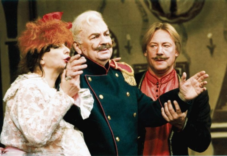 Иллюстрация к книге — Я везучий. Вспоминаю, улыбаюсь, немного грущу [i_094.jpg]