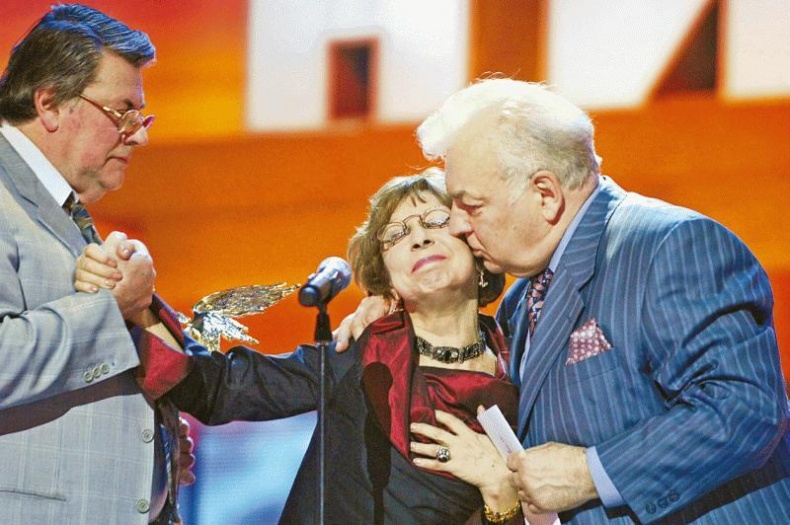 Иллюстрация к книге — Я везучий. Вспоминаю, улыбаюсь, немного грущу [i_106.jpg]