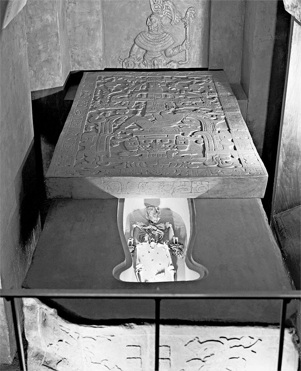 Иллюстрация к книге — Тайны пророчеств и предсказаний [i_034.jpg]