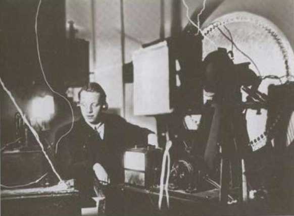 Иллюстрация к книге — Расплетин [i_018.jpg]