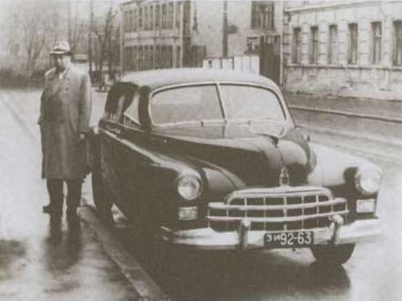 Иллюстрация к книге — Расплетин [i_041.jpg]