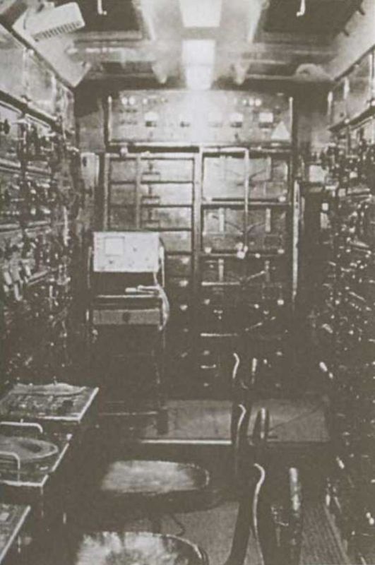 Иллюстрация к книге — Расплетин [i_046.jpg]