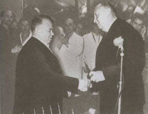 Иллюстрация к книге — Расплетин [i_050.jpg]