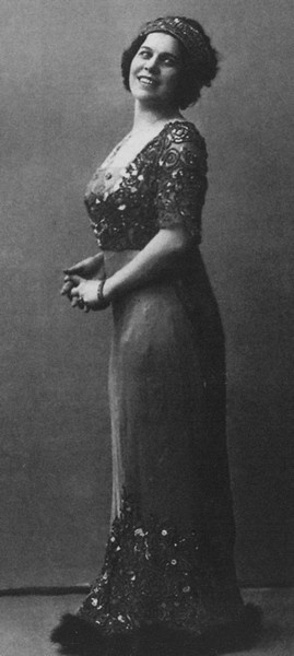 Иллюстрация к книге — Плевицкая [i_025.jpg]