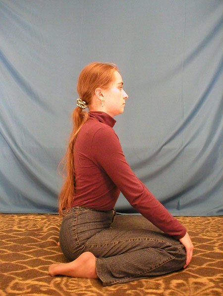 Иллюстрация к книге — 10 основных дыхательных упражнений йоги [_1a.jpg]