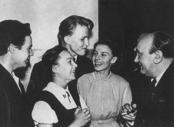 Иллюстрация к книге — Михаил Бахтин [i_021.jpg]