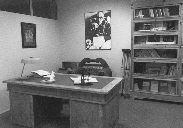 Иллюстрация к книге — Михаил Бахтин [i_023.jpg]