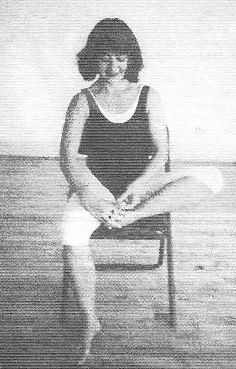 Иллюстрация к книге — Новая йога для тех, кому за 50: обратите вспять процессы старения. Руководство по йоге для людей среднего и старшего возраста [image54.jpg]