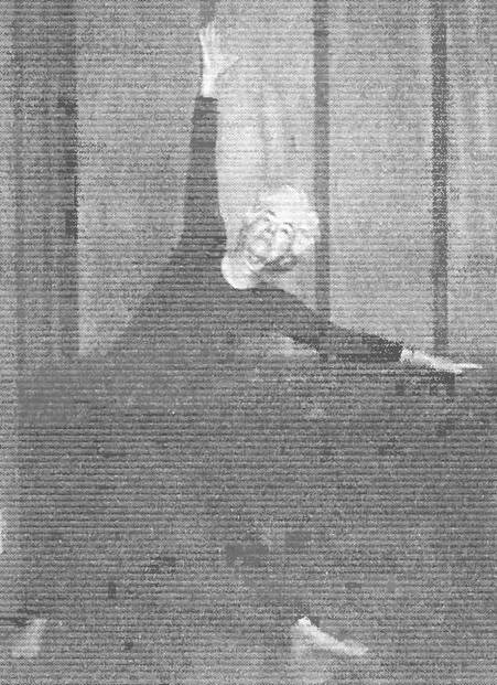 Иллюстрация к книге — Новая йога для тех, кому за 50: обратите вспять процессы старения. Руководство по йоге для людей среднего и старшего возраста [image81.jpg]