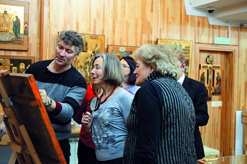 Иллюстрация к книге — Икона и человек [i_006.jpg]