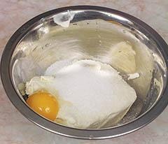 Иллюстрация к книге — Кулинарная коллекция. Шаг за шагом [desserts_06_1.jpg]