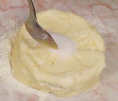 Иллюстрация к книге — Кулинарная коллекция. Шаг за шагом [desserts_07_5.jpg]