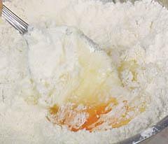 Иллюстрация к книге — Кулинарная коллекция. Шаг за шагом [desserts_15_2.jpg]