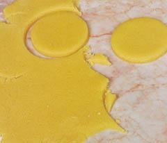 Иллюстрация к книге — Кулинарная коллекция. Шаг за шагом [desserts_22_4.jpg]