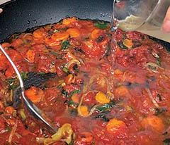 Иллюстрация к книге — Кулинарная коллекция. Шаг за шагом [hot_37_1.jpg]