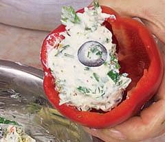 Иллюстрация к книге — Кулинарная коллекция. Шаг за шагом [snacks_45_4.jpg]