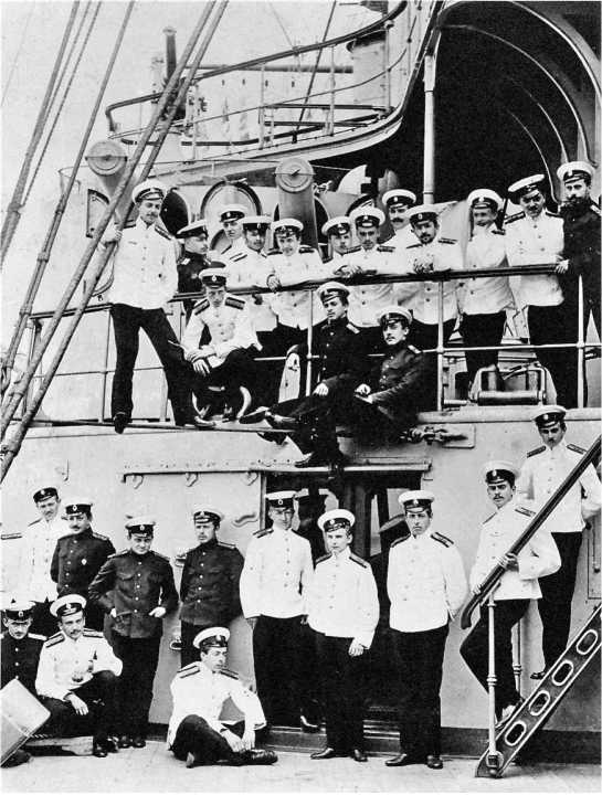 Иллюстрация к книге — Русская и советская кухня в лицах. Непридуманная история [i_066.jpg]