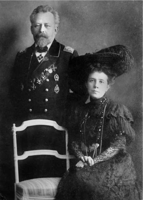 Иллюстрация к книге — Русская и советская кухня в лицах. Непридуманная история [i_109.jpg]