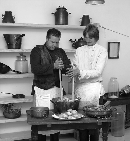 Иллюстрация к книге — Непридуманная история русских продуктов. От Киевской Руси до СССР [i_226.jpg]