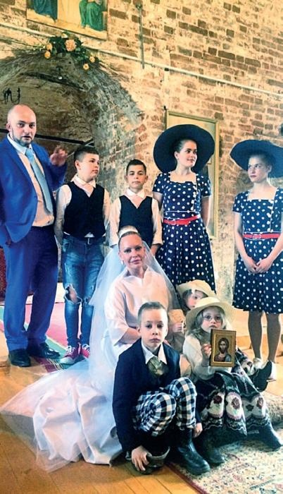 Иллюстрация к книге — Караван счастливых историй [_300.jpg]