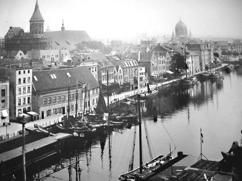 Иллюстрация к книге — Прогулки по Кенигсбергу [i_006.jpg]