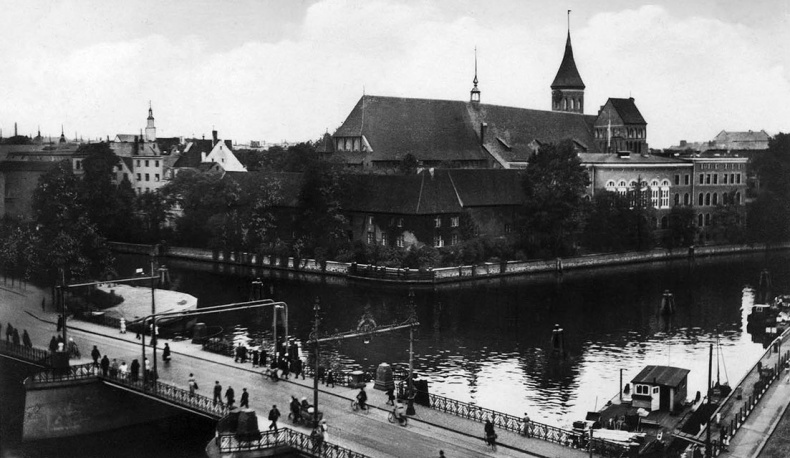 Иллюстрация к книге — Прогулки по Кенигсбергу [i_019.jpg]