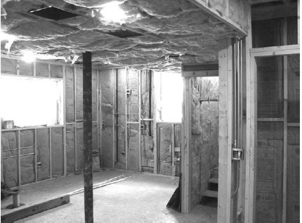 Иллюстрация к книге — Обустройство и ремонт дома быстро и дешево. Коммуникации и интерьер своими руками всего за 2 месяца [i_073.jpg]