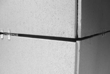 Иллюстрация к книге — Обустройство и ремонт дома быстро и дешево. Коммуникации и интерьер своими руками всего за 2 месяца [i_113.jpg]