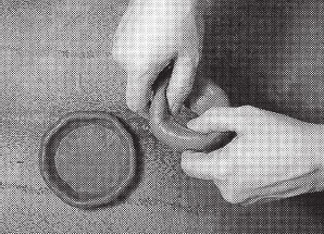 Иллюстрация к книге — Изделия из керамики [i_023.jpg]