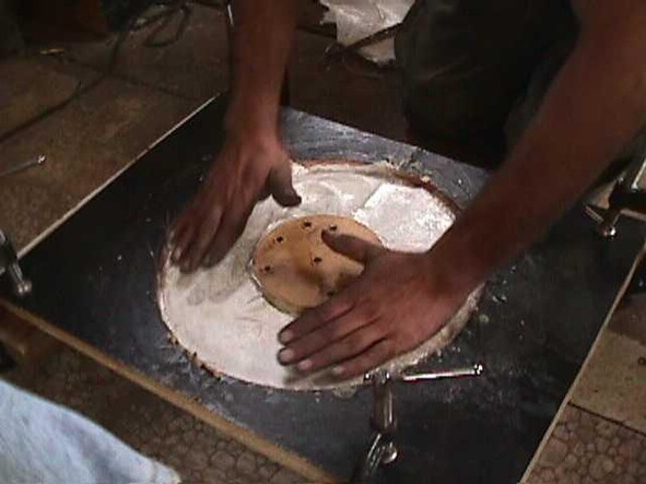 Иллюстрация к книге — Жизнь без проводов. Как изготовить ветроэлектростанцию для электроснабжения дома [i_020.jpg]