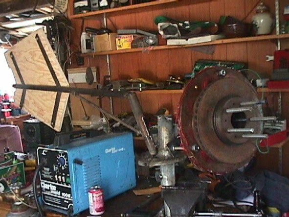 Иллюстрация к книге — Жизнь без проводов. Как изготовить ветроэлектростанцию для электроснабжения дома [i_042.jpg]