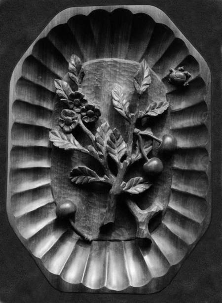 Иллюстрация к книге — Уроки искусного резчика. Вырезаем из дерева фигурки людей и животных, посуду, статуэтки [i_124.jpg]