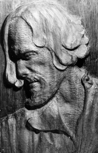 Иллюстрация к книге — Уроки искусного резчика. Вырезаем из дерева фигурки людей и животных, посуду, статуэтки [i_156.jpg]