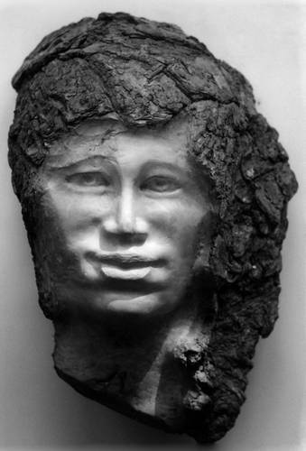 Иллюстрация к книге — Уроки искусного резчика. Вырезаем из дерева фигурки людей и животных, посуду, статуэтки [i_294.jpg]