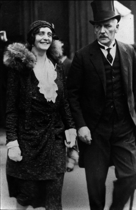 Иллюстрация к книге — Представьте 6 девочек [i_003.jpg]