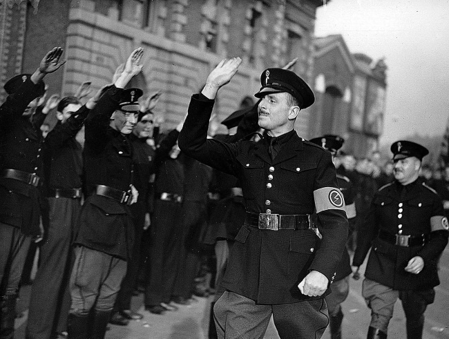 Иллюстрация к книге — Представьте 6 девочек [i_024.jpg]